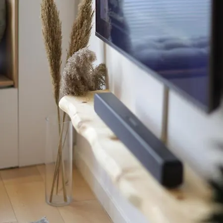 Apollo By Holistay 티라나