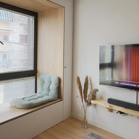 아파트 Apollo By Holistay